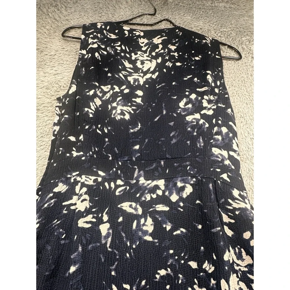 Tory Burch Dress 100% Silk Floral Blue Sleeveless‎ Size 6